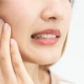 Tooth sensitivity – causes, treatment and how to relieve the pain permanently